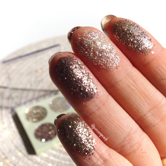 2/$20! Pixi Glittery Eye Quad - Gold Lava - Picture 3 of 6